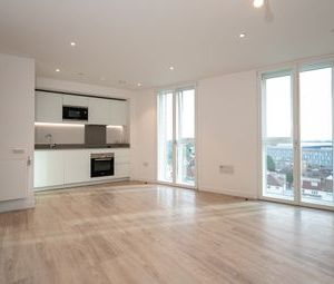 2 Bedrooms Flat to rent in Pressing Lane, Hayes UB3 | £ 342 - Photo 1