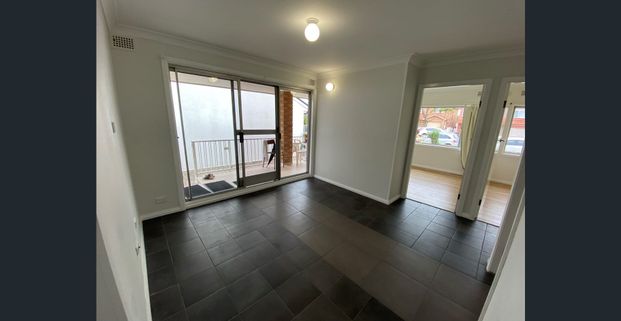 COSY AND CUTE- WATER INCLUDED! - Photo 1