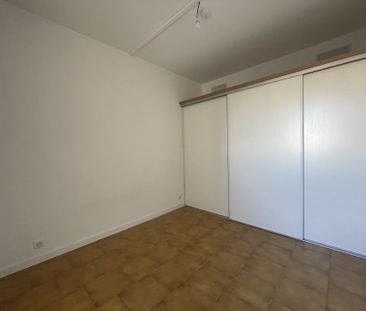 Location Appartement 2 pièces 47m² AUBAGNE 13400 - Photo 2