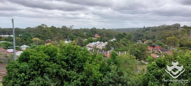 Luxury 2 Bed 2 Bath Hornsby Apartment 4 Mins. walk to Trains & Shops - Photo 1