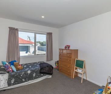 Easy Care & Easy Living - Photo 6