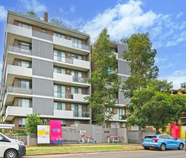 Fresh, Bright & Modern 1-Bedroom Apartment - Photo 4