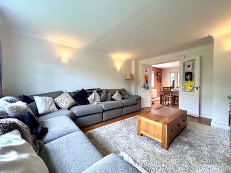 Cuffelle Close, Chineham, Basingstoke, Hampshire, RG24 - Photo 2