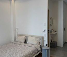 Studio/Γκαρσονιέρα για ενοικίαση - Κυψέλη, - Φωτογραφία 1