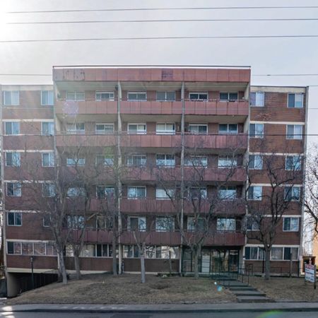 3 Bedrooms - Photo 3