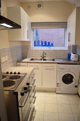 4 Bed End Terrace, Langdon Street, S11 - Photo 5