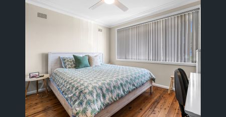 Three bedroom family home - Photo 2