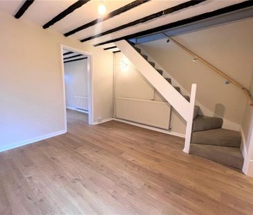 2 bedroom terraced house to rent - Photo 2