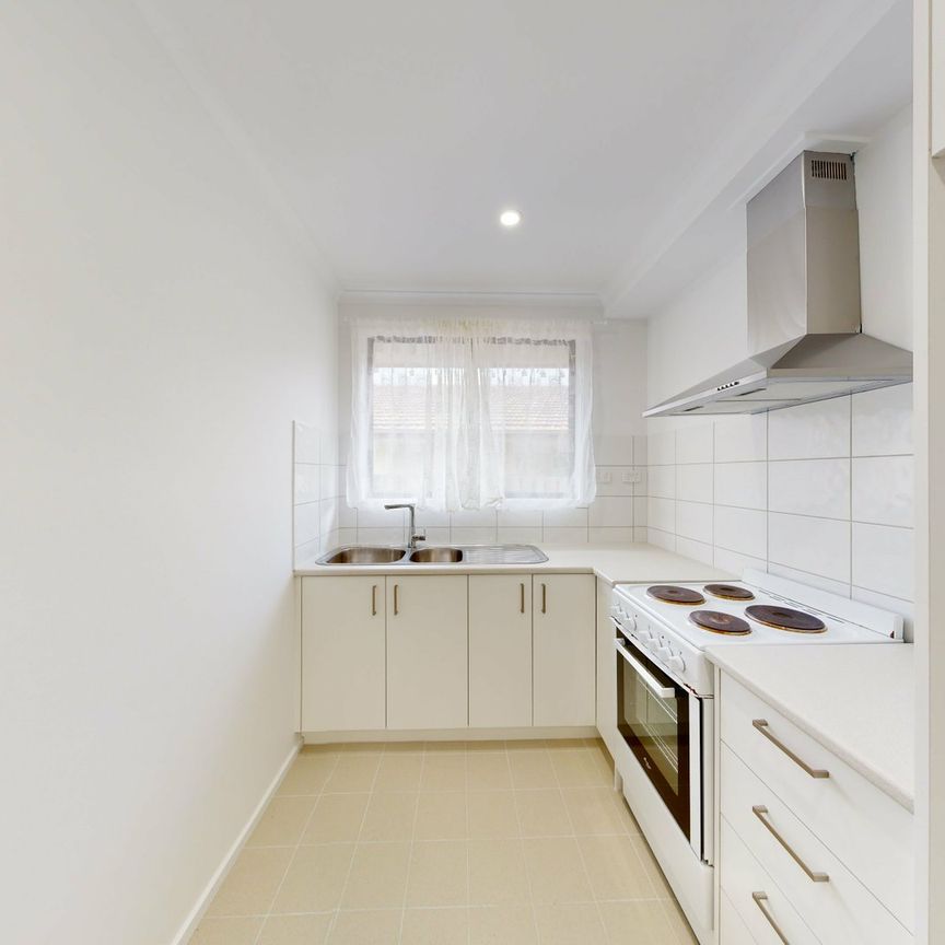 Location and Convenience - Photo 1