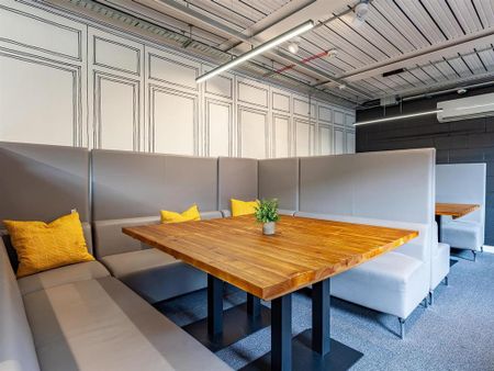 Studio to rent - Photo 3