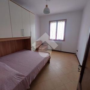 Monolocale in affitto - Photo 2