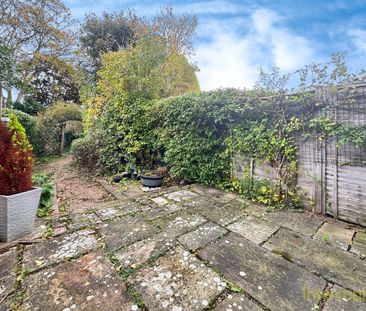 Station Road, CB11, Saffron Walden - Photo 2