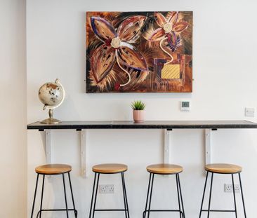 1 bedroom in a house share to rent - Photo 1