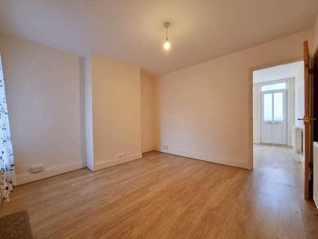 Sirdar Road, Ipswich, IP1 - Photo 2