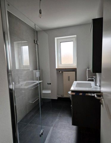 Neu Renovierte 4-Zimmer Wohnung OT Blumenau - Photo 3