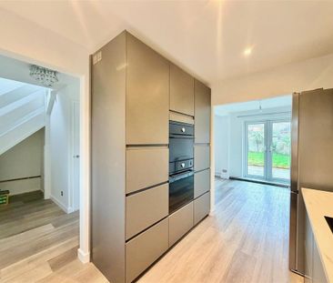 3 bedroom end of terrace house to rent - Photo 5