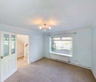 2 bedroom semi-detached house to rent - Photo 2