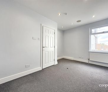 3 bedroom house - Photo 4