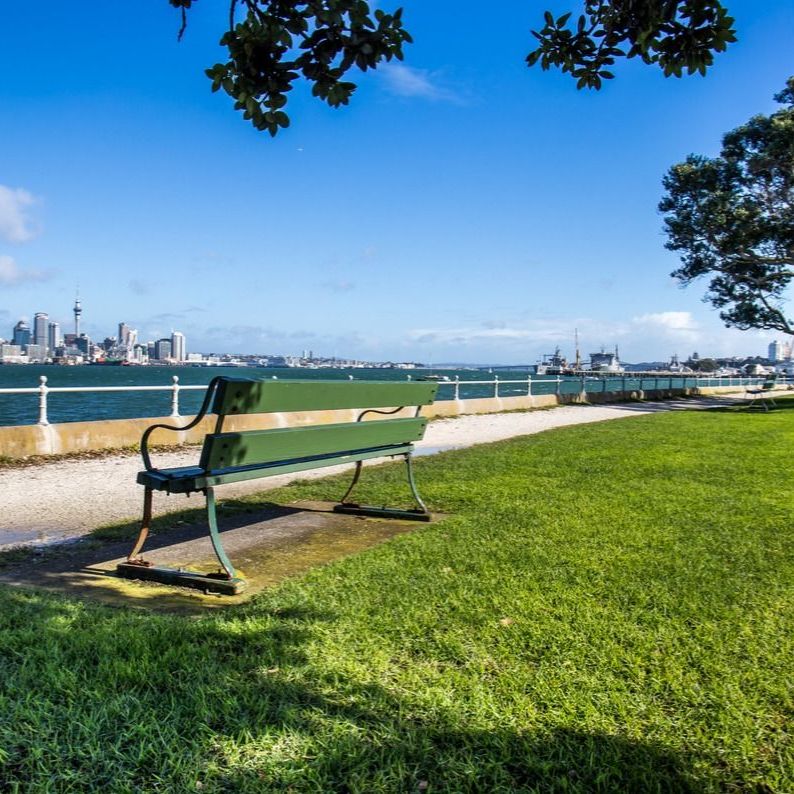 Central Devonport! - Photo 2