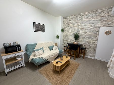 Location Appartement 2 pièces 28m² NIMES 30000 - Photo 3