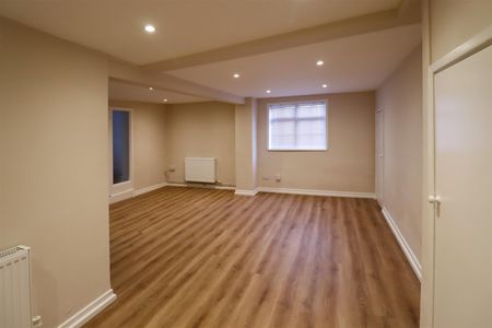 82 Main Street, Witchford - Photo 3