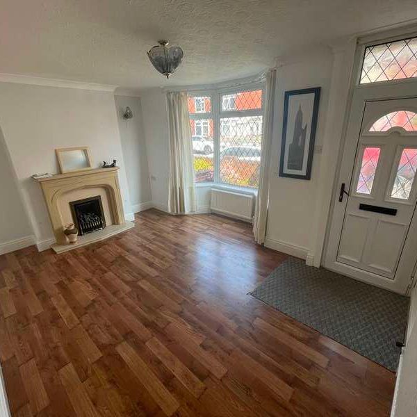 Washington Grove, Bentley, DN5 - Photo 1