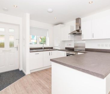 2 bedroom semi-detached house to rent - Photo 1