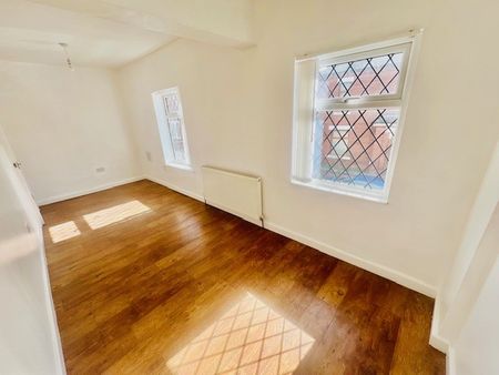 2 bedroom flat to rent PONTEFRACT ROAD, CASTLEFORD, WF10 4BA - Photo 2