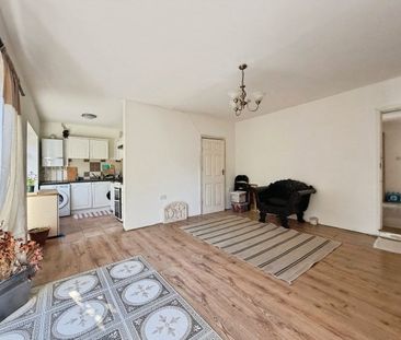 Cambridge Road, Oakington - Photo 3