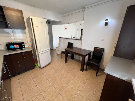 INCHIRIEZ apartament 3 camere ,recent renovat,zona Turnisor - Photo 3