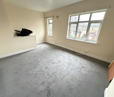 2 bedroom semi-detached house to rent - Photo 6