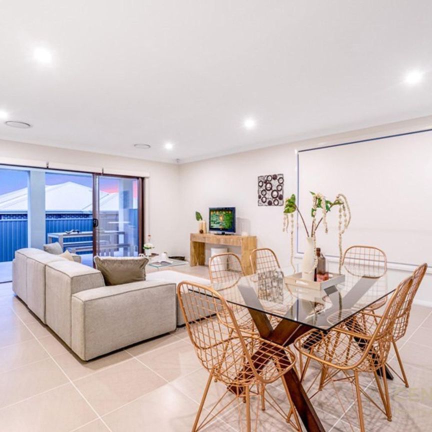 Beautiful Family Residence in Catherine Park Estate - Photo 1