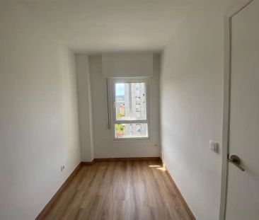 Piso de alquiler en Rúa Pablo Iglesias, 5, As Lagoas - Foto 3