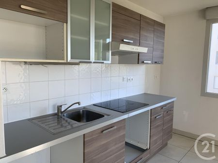 Location Appartement 3 pièces 62m² MONTPELLIER 34070 - Photo 4