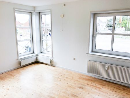 Hyggelig 2 værelses lejlihged beliggende i Gøls Minde, Skalborg med et dejligt lukket gårdmiljø. - Photo 4