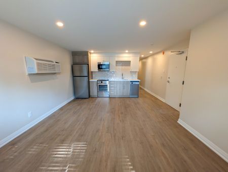 3865 Front St, Niagara Falls - Waterfront 2 Bedroom Apartment - Photo 5