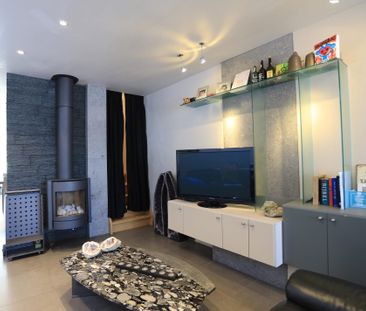 Zeer verzorgde woning met 2 slaapkamers - vlakbij het centrum van I... - Photo 3