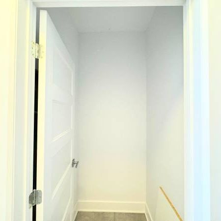 Beautiful and Large apartment for rent 3½ Saint-Hubert - Photo 4