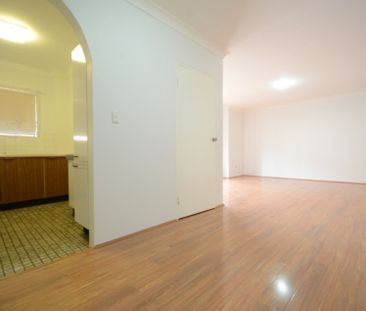 2 Bedroom Unit!! - Photo 3