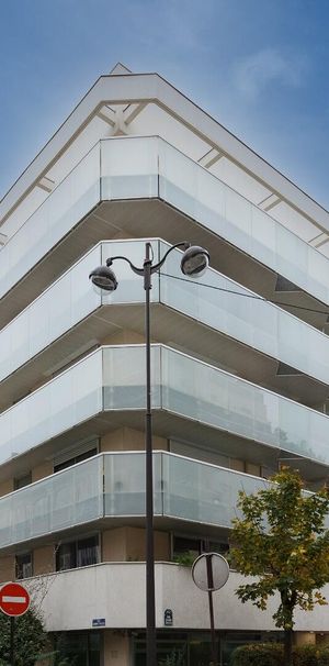 location Appartement T3 DE 66m² À PARIS - Photo 2