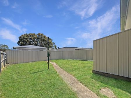 Family Home in Great Location - Photo 4