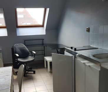 Location Appartement 21m² FAMARS 59300 - Photo 2
