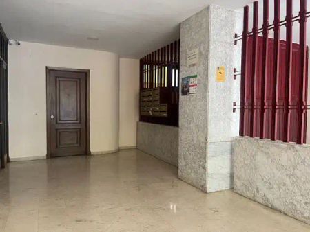 Piso de alquiler en Amador de Los Ríos, La Calzada - La Florida - Photo 4