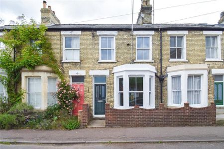 3 bedroom terraced house to rent - Photo 4