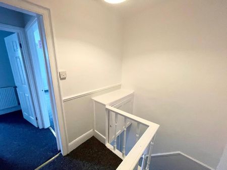 2 bedroom terraced house to rent - Photo 3