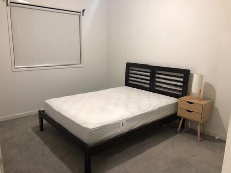 Thornhill Park - Photo 2