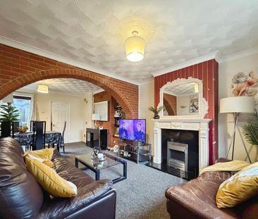 3 bedroom semi-detached house to rent - Photo 6