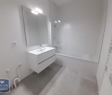 Location Appartement 2 pièces 56m² MARCQ EN BAROEUL 59700 - Photo 4