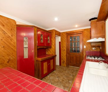 WARNBRO 4 X 2 FAMILY HOME FOR LEASE - Photo 2