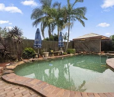 Large Renovated Home with Pool and Spa - Photo 2